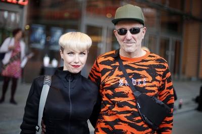 Flying Illusion-stock-foto