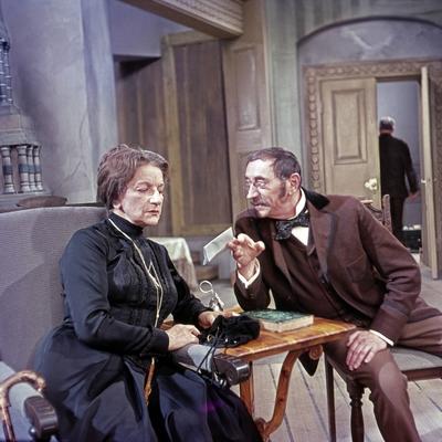 W?lfe und Schafe Fernsehfilm Deutschland 1964 Regie Detlof Kr?ger Darsteller Ida Ehre Bruno H-stock-foto