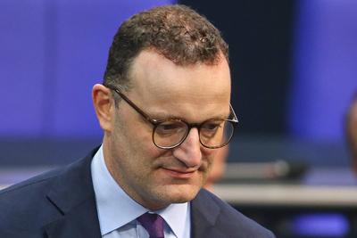 Berlin, Deutschland, 06.06.2025: Deutscher Bundestag: 11. Bundestagssitzung: Jens Spahn, CDU *** Berlin, Germany, 06 06-stock-foto