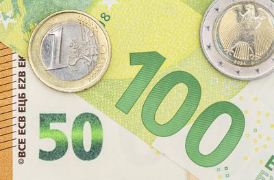 Euro Geldscheine und M?nzen-stock-foto