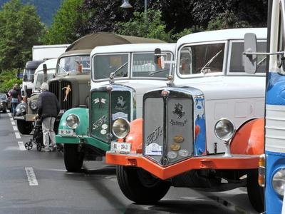 07.06.2025 Sarnen Kanton Obwalden Schweiz. An Pfingsten treffen sich ueber 500 Oldtimer in Sarnen OW. Bild : Oldtimer La-stock-photo