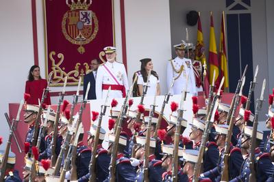 Spanish Royals Attend the Armed Forces Day-stock-foto