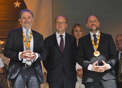 Verleihung des Karlspreises 2017 an den britischen Historiker Timothy GArton Ash in Aachen Das Bild-stock-foto