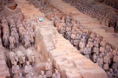China: Warrior from the terracotta army guarding the tomb of Qin Shi Huang, first emperor of a unified China (r. 246-221-stock-photo