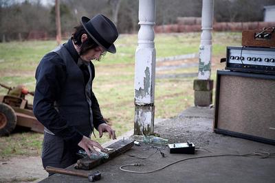 Jack White of The White Stripes in It Might Get Loud EDITORIAL USE ONLY Copyright: xx 64913158-stock-photo