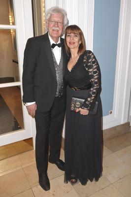 Carlo von Tiedemann mit Ehefrau Julia von Tiedemann beim 23. Blauen Ball 2020 zugunsten der Kinderkrebsstation des UKE-stock-photo