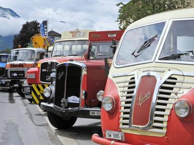 07.06.2025 Sarnen Kanton Obwalden Schweiz. An Pfingsten treffen sich ueber 500 Oldtimer in Sarnen OW. Bild : Oldtimer La-stock-photo