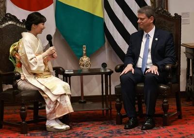 Bilateral meeting with the Imperial Highness of Japan, Princess Kako at the Bandeirantes Palace in Sao Paulo-stock-foto