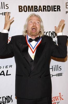 Bildnummer: 52858252  Datum: 22.01.2009  Copyright: imago/PicturePerfectPreistr?ger Richard Branson (CEO Virgin Group) w?hrend der 6. Annual Living Legends of Aviation Awards in Beverly Hills, Personen , Objekte , kurios , premiumd; 2009, Los Angeles, Pressetermin , Troph?e, Wirtschaft; , hoch, Kbdig, Einzelbild, close, Randbild, PeopleBildnummer 52858252 Date 22 01 2009 Copyright Imago PicturePerfect Prize winners Richard Branson CEO Virgin Group during the 6 Annual Living Legends of Aviation Awards in Beverly Hills People Objects funny premiumd 2009 Los Angeles Press call Trophy Economy vertical Kbdig Single Close Edge image Celebrities-stock-foto