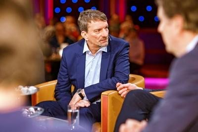 MDR Riverboat Autor Bastian Sick anl??lich der Aufzeichnung der MDR Talkshow Riverboat am 22 02-stock-foto