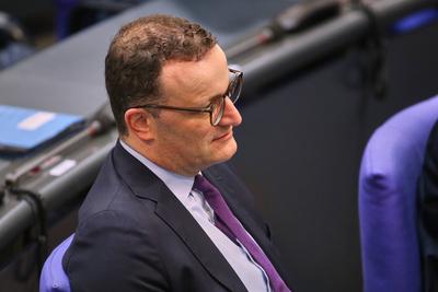 Berlin, Deutschland, 06.06.2025: Deutscher Bundestag: 11. Bundestagssitzung: Jens Spahn, CDU *** Berlin, Germany, 06 06-stock-foto