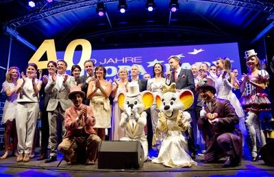 Rust Germany July 12 2015 40 Years Celebration of Europapark with the Owner Family Mack 40 Year-stock-foto