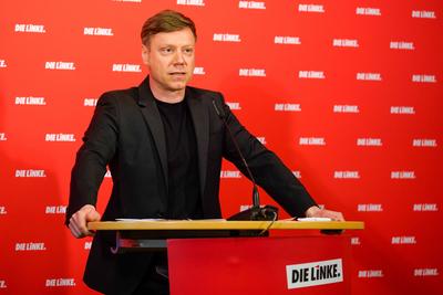 Berlin, Deutschland 22. Mai 2023: Pressekonferenz Martin Schirdewan Vorsitzender der Partei DIE LINKE - 22.05.2023 Im Bi-stock-foto