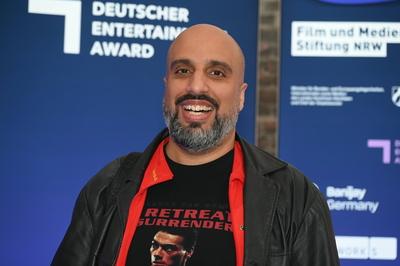 Komiker Abdelkarim-stock-foto