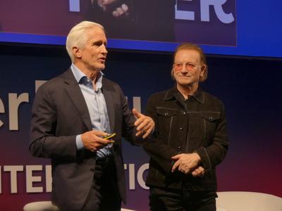 Global rock star and private equity fund leader _"bono"_ at super return berlin 2025.-stock-foto