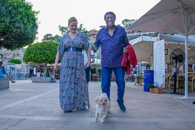 Mallorca, Spanien, Entertainer-Legende Roberto Blanco feiert seinen 88. Geburtstag im Kreis seiner Familie: Stolz pr?sen-stock-foto