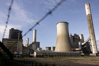 RWE Kraftwerk Frimmersdorf-stock-foto
