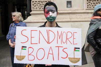 Freedom Flotilla 'Madleen' Protest-stock-photo