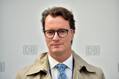 Hendrik W?st Verkehrsminister des Landes NRW am 05 10 2017 in K?ln bei einem Pressetermin zur Einf?-stock-foto