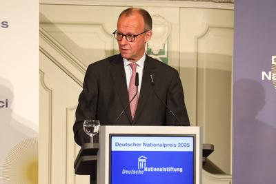 Verleihung des Deutschen Nationalpreieses-stock-foto