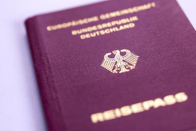 Reisepass der Bundesrepublik Deutschland Deutschland am 30.11.2022 *** Passport of the Federal Republic of Germany Germa-stock-photo