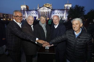 30 Jahre Christo Reichstagsverh?llung, Berlin, 09.06..2025-stock-photo