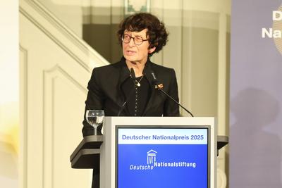 Verleihung des Deutschen Nationalpreieses-stock-foto