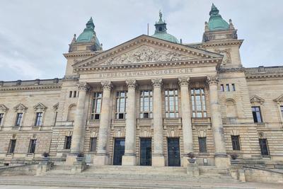 Leipzig, Sachsen, Deutschland, 10.06.2025: Bundesverwaltungsgericht: Gerichtsgeb?ude von Au?en *** Leipzig, Saxony, Germ-stock-foto