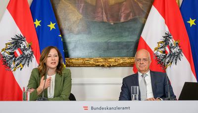 20250610 Praesentation Entwicklung der Situation der Kinder und Jugendlichen in Oesterreich-stock-photo