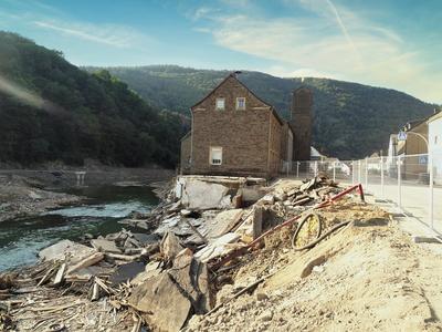 News Bilder des Tages Ahrbr?ck Themenfoto: Flut, Ahrtal, Aufr?umarbeiten, Wiederaufbau, 12.08.2021 Zerst?rungen in Ahrbr-stock-foto