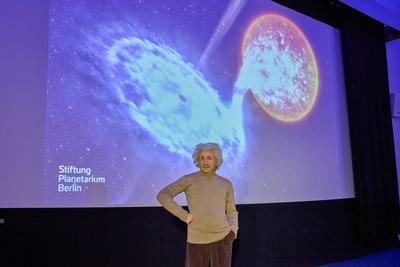 Madame Tussauds Berlin Wachsfigur von Albert Einstein-stock-photo