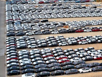 Chinese-made Vehicles Export Growth-stock-foto