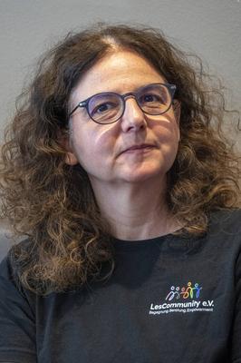 Muenchen, Pressekonferenz im SUB zum CSD, zum CSD-Motto, Aspekt Freiheit (LibertÃ ): Diana Horn-Greif vom Verein LesComm-stock-foto
