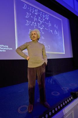 Madame Tussauds Berlin Wachsfigur von Albert Einstein-stock-photo
