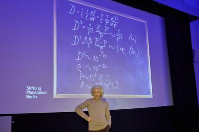 Madame Tussauds Berlin Wachsfigur von Albert Einstein-stock-photo