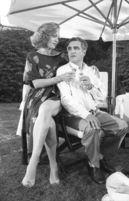 Constanze Engelbrecht mit Michael Degen 08/88 - Constanze Engelbrecht und Michael Degen im August 1988 in Diese Drombus-stock-foto