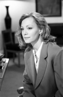 Bildnummer: 56763655  Datum: 01.12.1991  Copyright: imago/teutopressConstanze Engelbrecht (Schauspielerin) 12/91 dar Constanze Engelbrecht im Dezember 1991 in Freunde f?rs Leben Deutschland deutsch Deutsche Frau Schauspiel Film TV Fernsehen german actress hoch Portrait halb neutral Halbprofil sw People 04 xmk x0x 1991 hoch  56763655 Date 01 12 1991 Copyright Imago teutopress Constanze Engelbrecht Actress 12 91 dar Constanze Engelbrecht in December 1991 in Friends for Life Germany German German Woman Acting Film TV Television German actress vertical Portrait half neutral Half profile black and white Celebrities 04 xmk x0x 1991 vertical-stock-foto