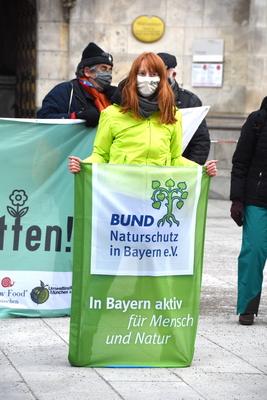 Muenchen 11.01.21 Marienplatz Aktion Bund Naturschutz-Bayerische Umwelt- Verbrauer- Tierschutz - Bauern Organisationen --stock-foto