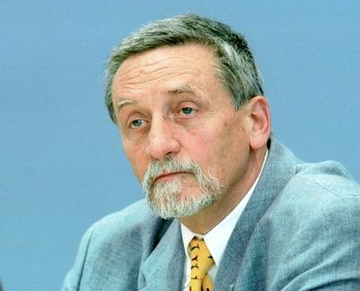 Hubert Weinzierl Ehrenvorsitzender und Gruendungsmitglied des Bund fuer Umwelt und Naturschutz BUN-stock-foto