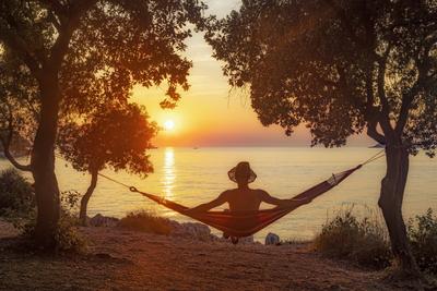 meer,urlaub,h?ngematte,meere,ferien,h?ngematten ** sea,vacation,hammock,seas,vacations,hammocks k2p-gol ,model released,-stock-foto