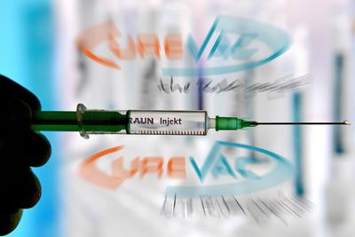 ARCHIVFOTO: Curevac verklagt Biontech. Die Europaeische Arzneimittelbehoerde (EMA) prueft den Corona-Impfstoff des Tuebi-stock-foto