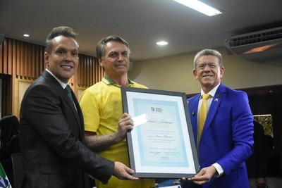 Former President Jair Bolsonaro receives the title of citizen of Natal.-stock-foto