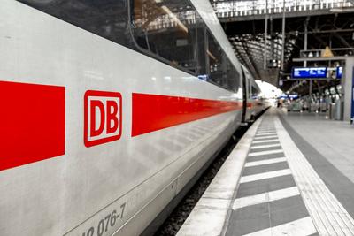 Vollsperrung der Bahn zwischen K?ln und Koblenz-stock-foto