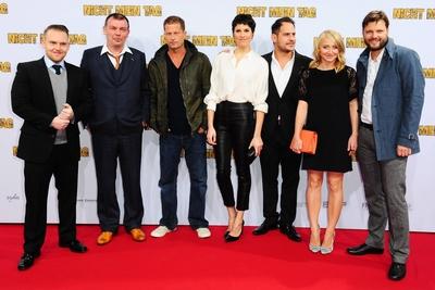 122/ V.l.n.r. Axel Stein,Tom Zickler, Til Schweiger, Jasmin Gerat, Moritz Bleibtreu, Anna Maria Muehe, Peter Thorwarth,-stock-photo