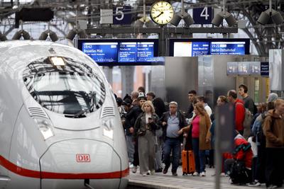 K?lner Hauptbahnhof-stock-foto