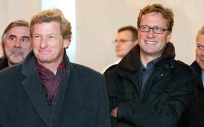 Dr. Bernd Buchholz ( Gruner + Jahr Vorstand ) und Mathias Mueller von Blumencron ( Chefredakteur Spiegel ), (v.l.), anl-stock-photo