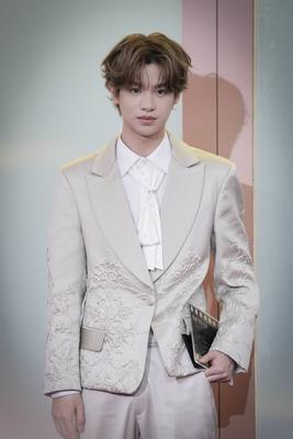 SHANGHAI, CHINA - JUNE 13: Singer Justin Huang Minghao arrives at the red carpet of 2025 Weibo Movie Night Awards Ceremo-stock-photo