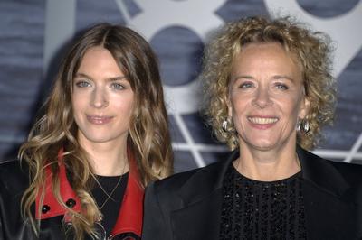 Katja Riemann mit Tochter Paula Riemann bei der Premiere der Netflix Serie 1899 im Funkhaus Berlin. Berlin, 10.11.2022-stock-foto