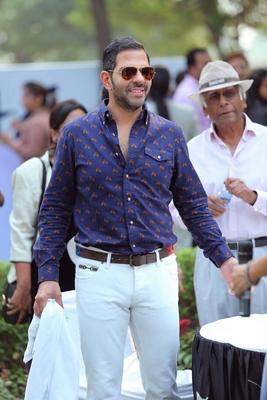NEW DELHI INDIA OCTOBER 26 Sunjay Kapur during Bhopal Pataudi Polo Cup 2014 at the Jaipur Polo g-stock-foto