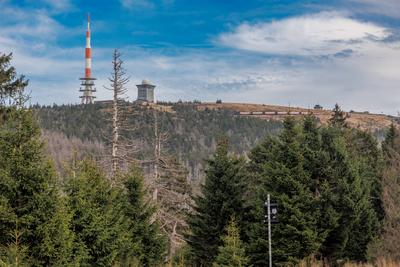 18.10.2024: Wanderung zum Brocken vom Startpunkt Oderbr?ck: Mit der Harzer Schmalspurbahn k?nnen Touristen vom Bahnhof S-stock-foto